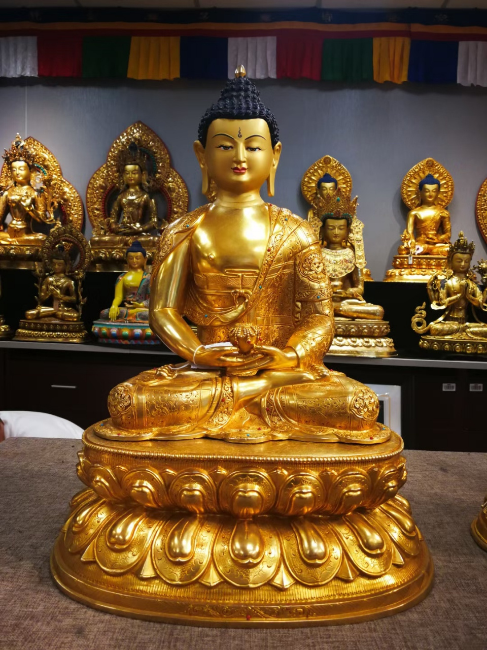 [赞啊]尼泊尔紫铜鎏金工艺[赞啊]  [鲜花]阿弥陀佛[鲜花]  高50公分