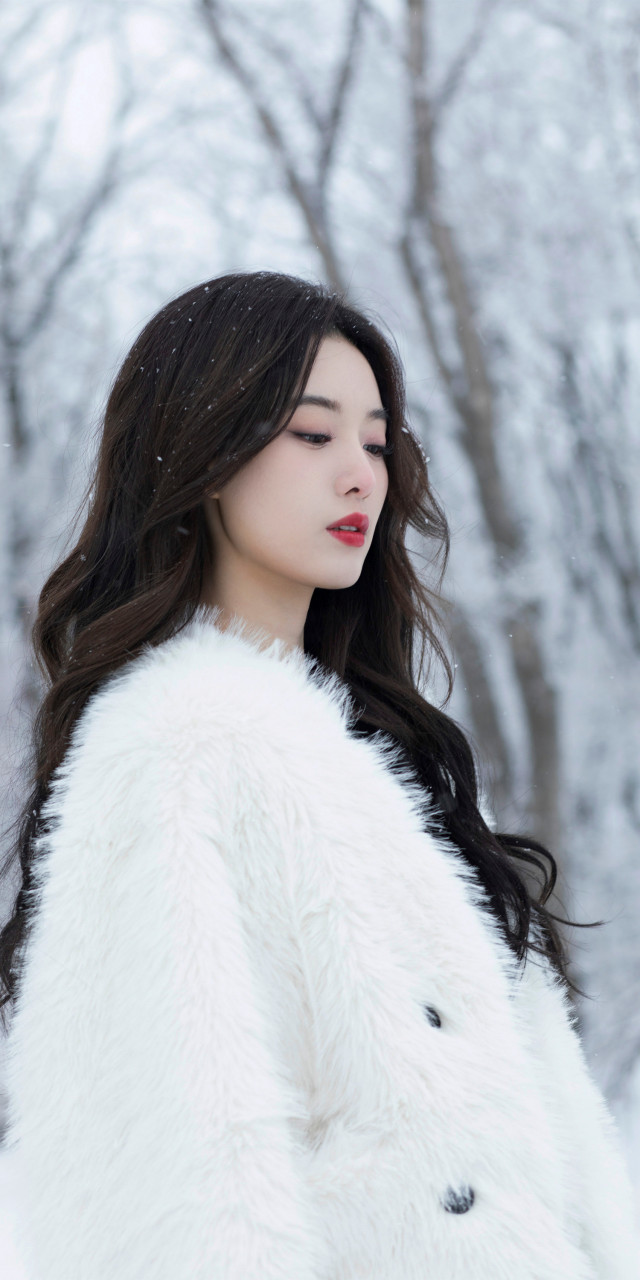 徐艺洋雪景氛围感大片壁纸