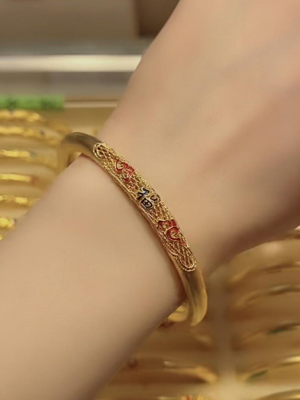 种草贴～珐琅彩足金手镯 99万喜金直播间 克价402,工费18-25不等,工