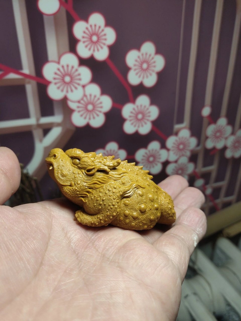 三腿金蟾 #玉雕# #收藏# #手工雕刻# 新年第一件作品,三腿金蟾,祝福