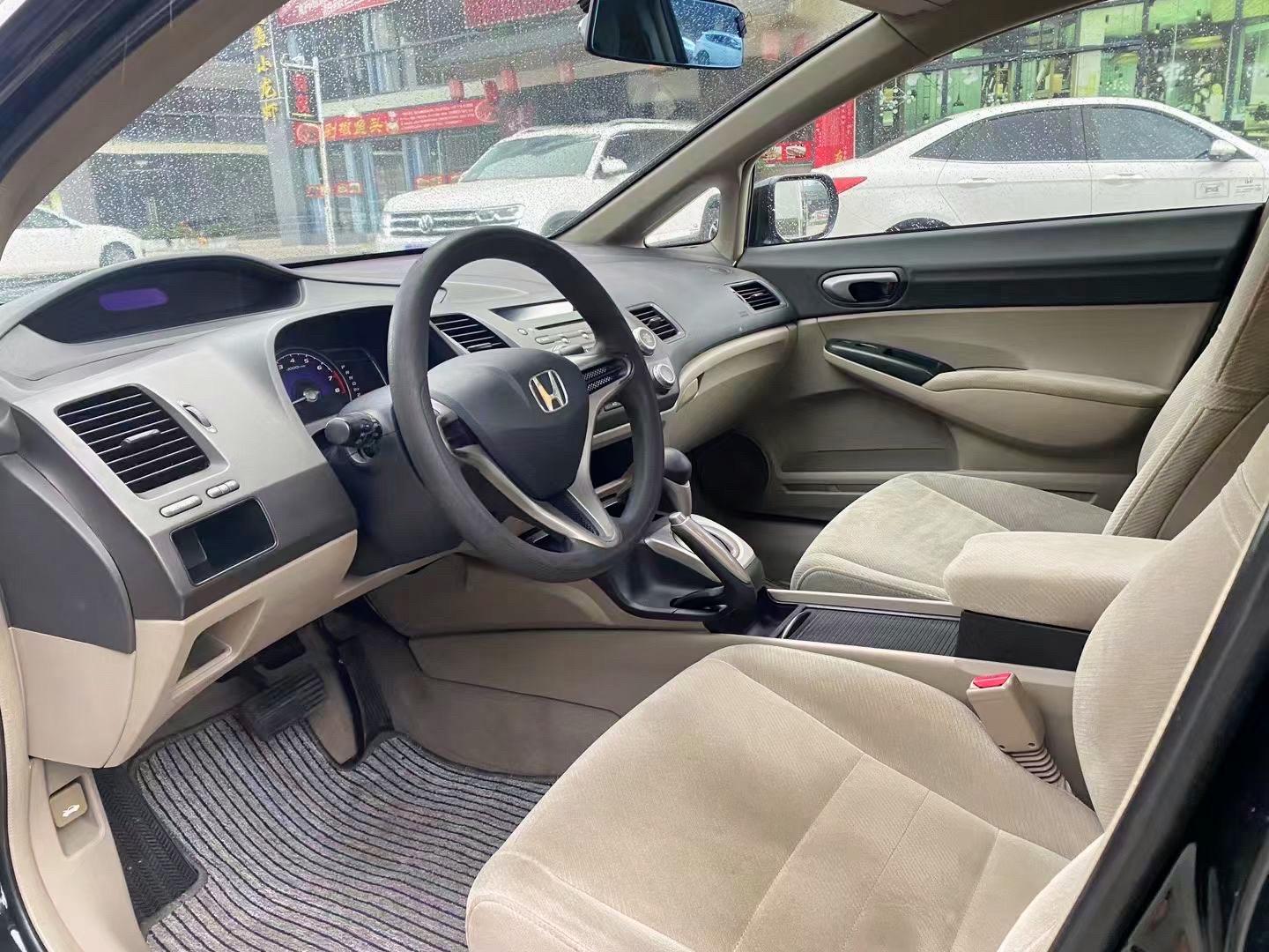 2010年八代半思域