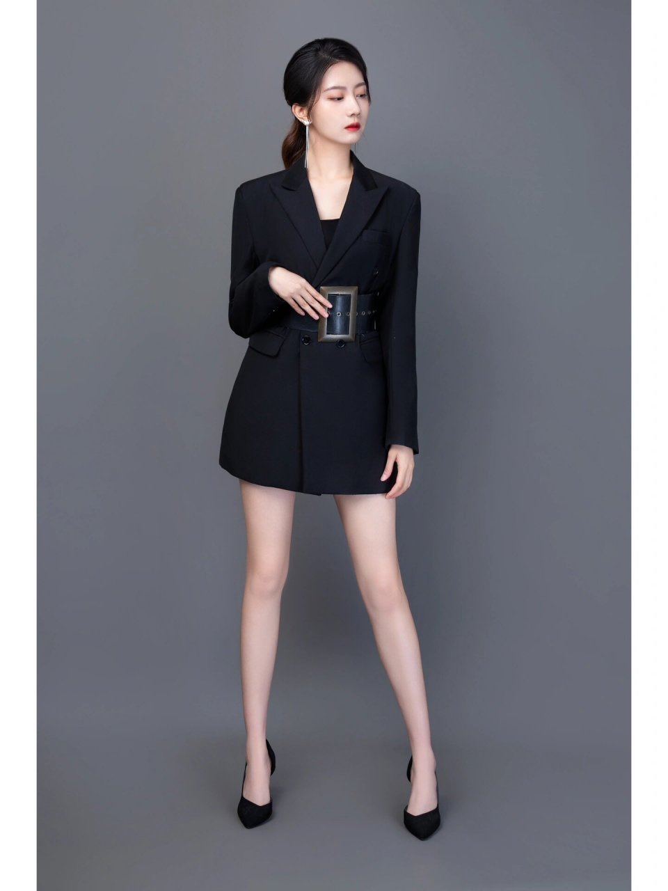 女士职业照丨让自己自信从容的状态一如己见 适合职场女性拍摄的职业