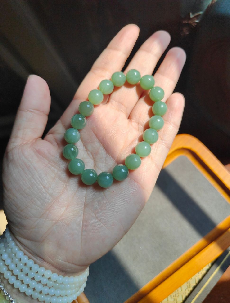 8咪圆型 和田玉俄料碧玉冰粉青粉绿猫眼料卡9.