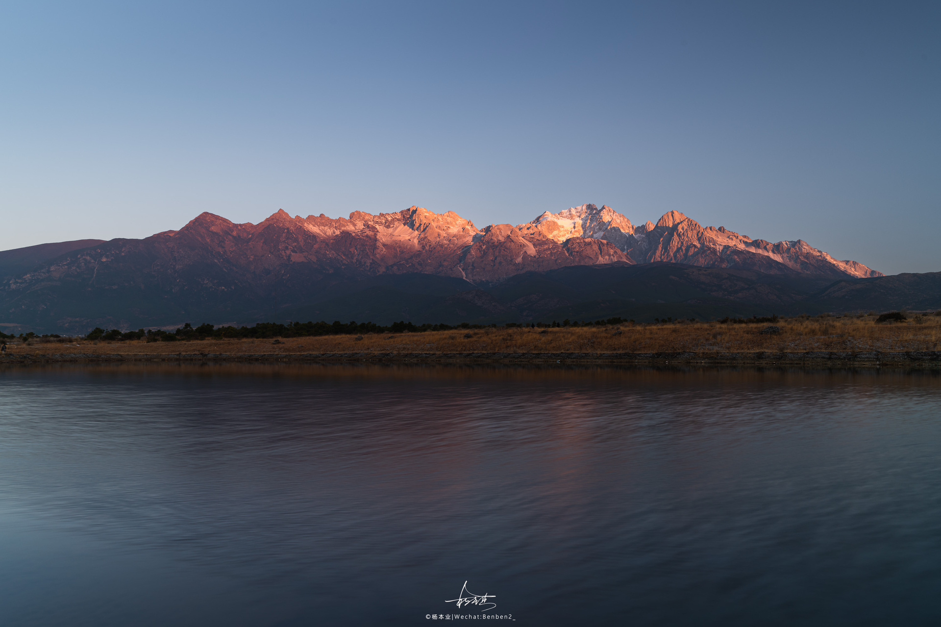 一次性看完云南的日照金山! 拍摄地点: 1-4:梅里雪山.