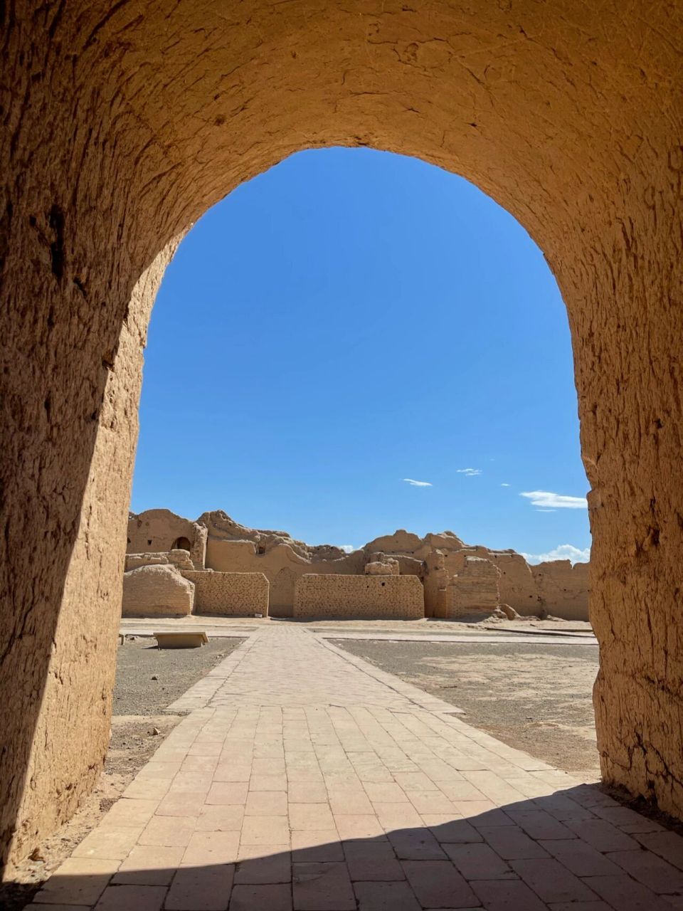 新疆吐鲁番|高昌故城遗址 高昌故城位于吐鲁番市东的二堡乡古城村,据