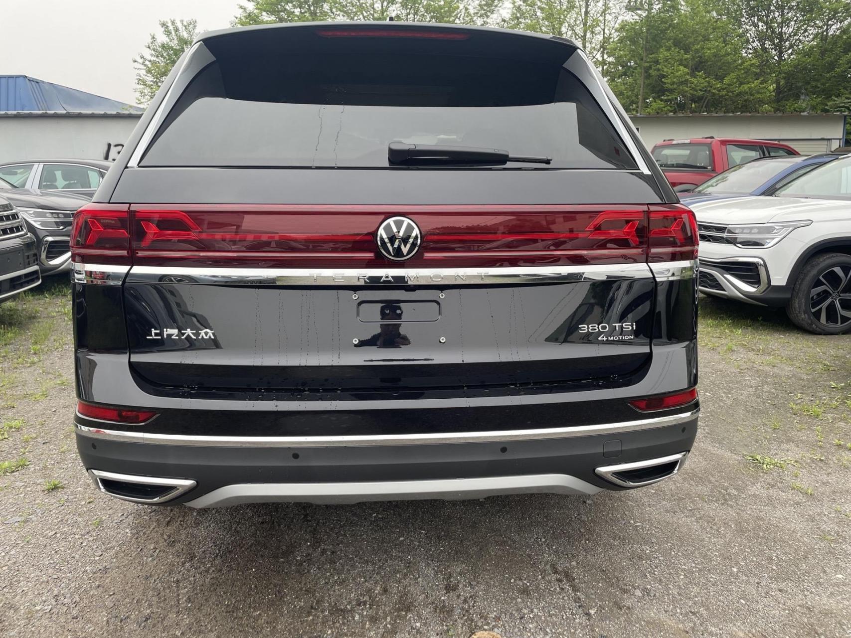 出厂几天的全新2024款上汽大众途昂380四驱尊崇豪华版指导价345000包