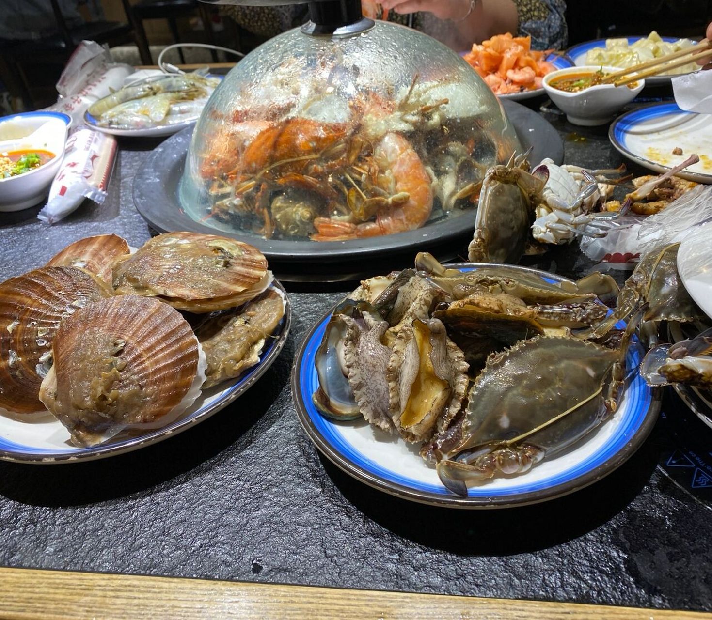 鲅鱼圈 渤海鲜生蒸汽海鲜自助餐 每回去鲅鱼圈都是为了去吃海鲜 这家