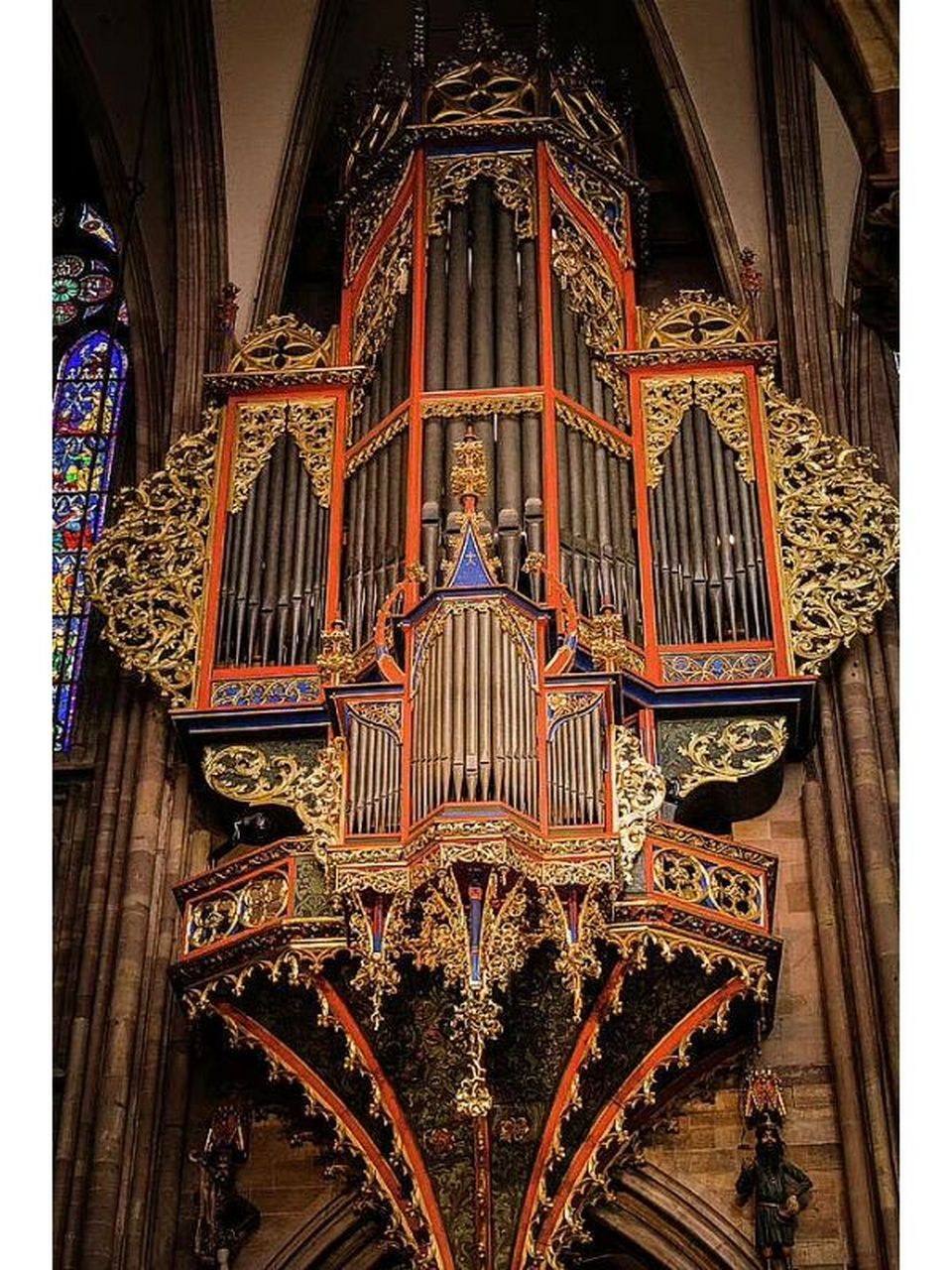 世界上体积最大的乐器: 管风琴  管风琴(pipe organ),气鸣式键盘乐器