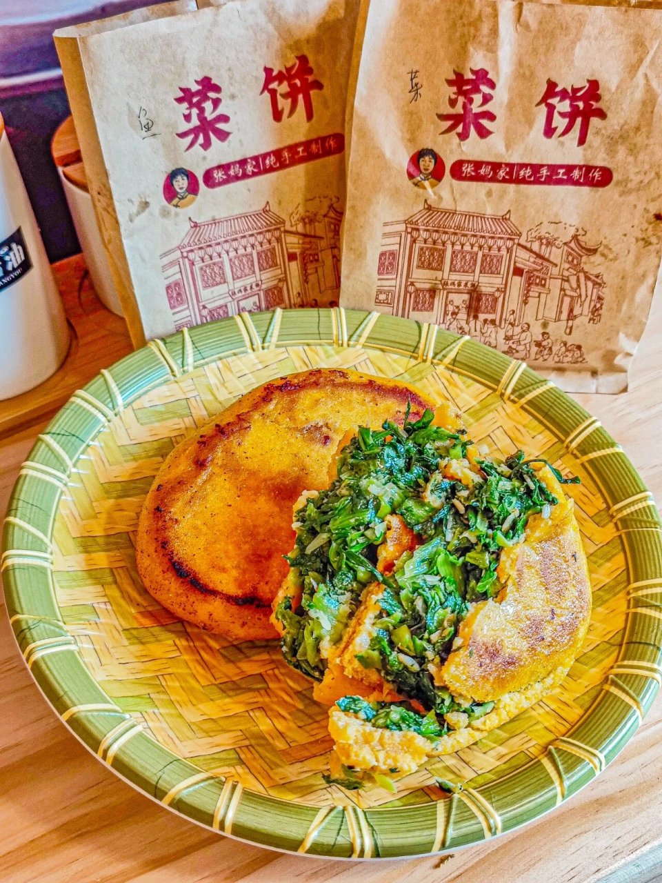 大连也有瓦房店专属菜饼子6015掰开满满鱼肉 大连也有不发面的菜