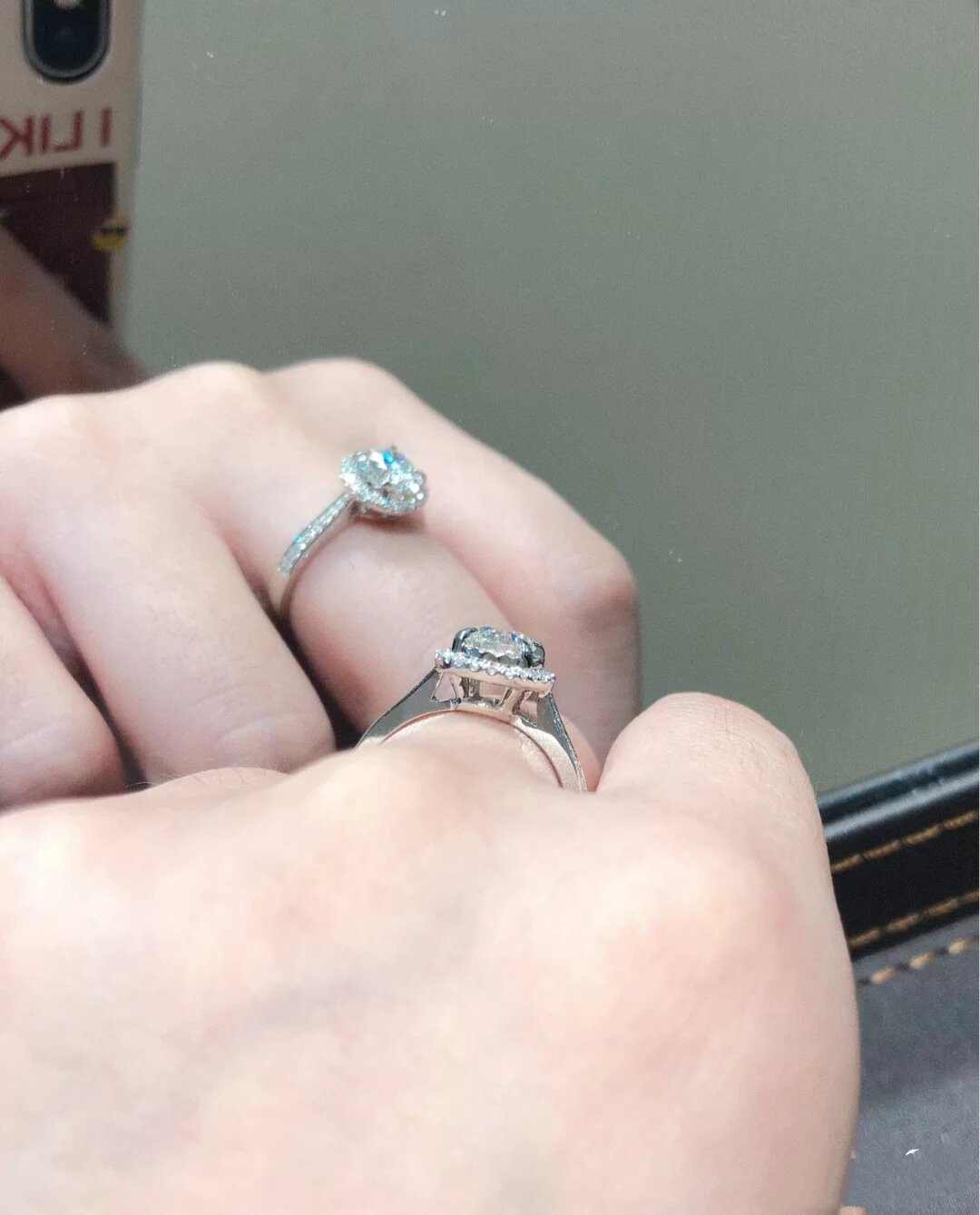 莱绅通灵,蓝色火焰 蓝色火焰切工,传承欧洲王室古法工艺,是古法技艺与