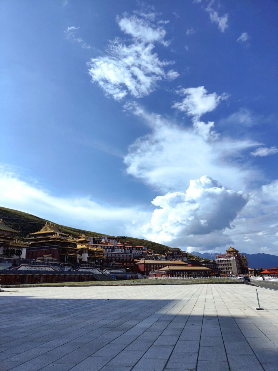 昌列寺--隐藏在马尔康的一座"九天佛国" 99昌列寺位于四川省阿坝州