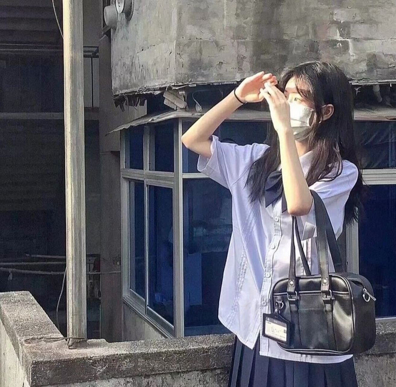 戴口罩的女生头像 玲珑骰子安红豆,入骨相思知不知