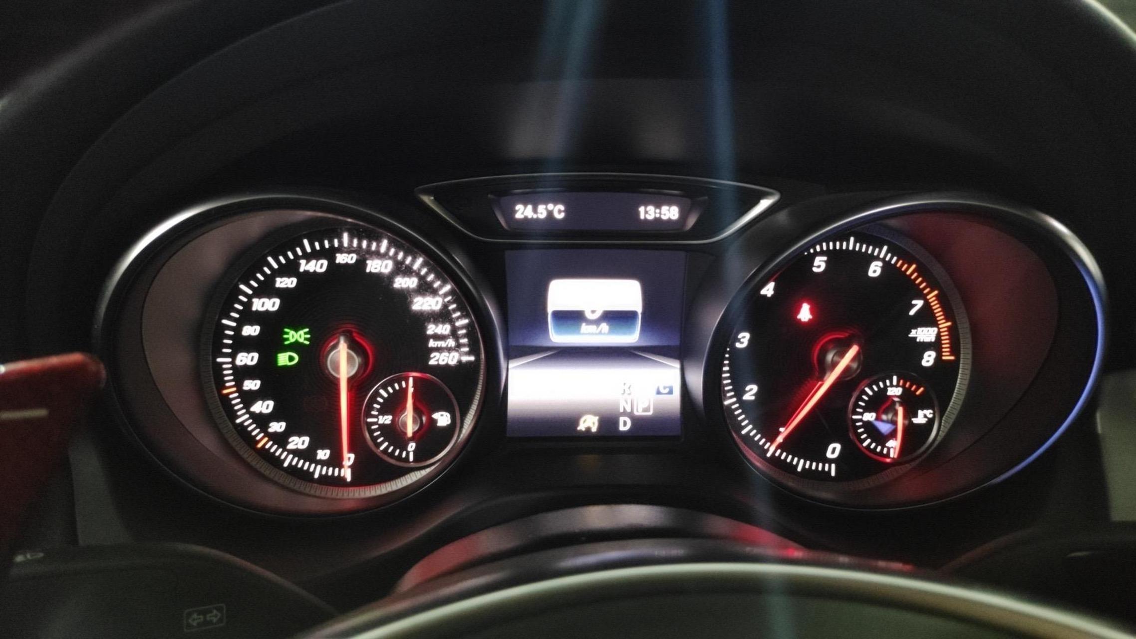 奔驰gla220仪表报碰撞预防辅助系统故障 不需要更换模块 编程搞定