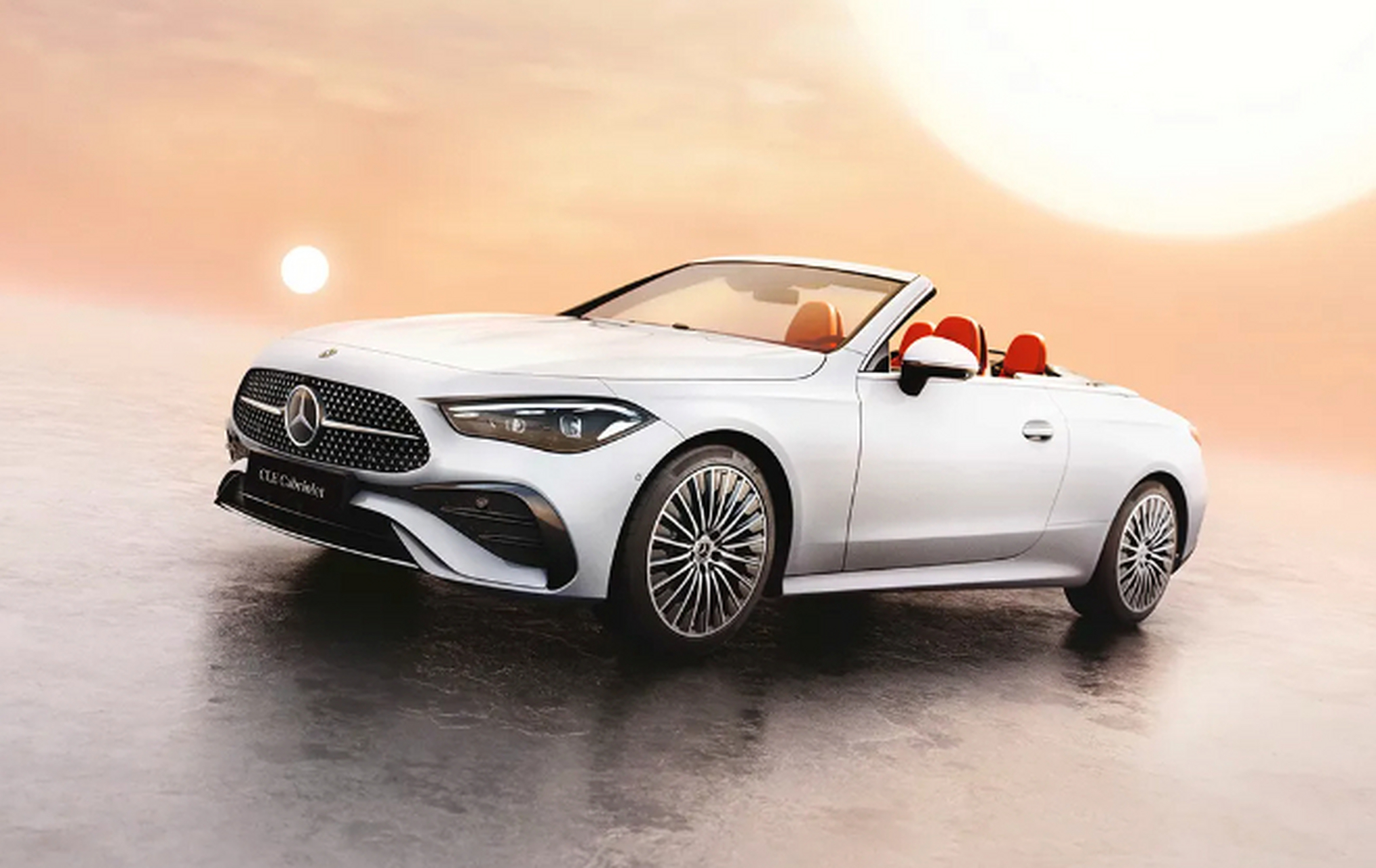 近日,全新梅赛德斯-奔驰cle敞篷轿跑车正式上市.