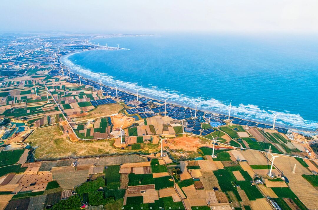 俯瞰漳浦六鳌半岛 相片拍摄于福建漳州漳浦六鳌半岛的落日时分,在这片