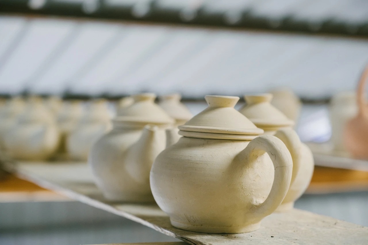 秀一个保山给世界# 腾冲碗窑村号称滇西独一无二的土陶产地,至今仍