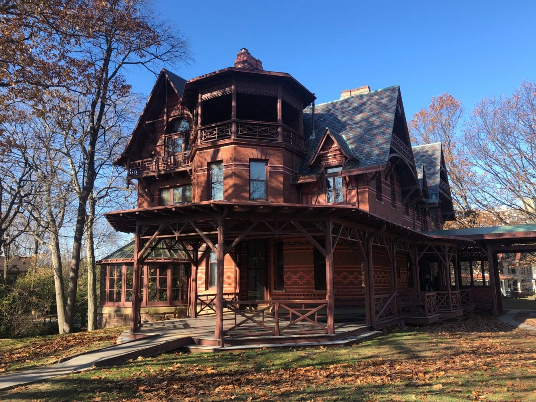 故居 马克·吐温的故居位于美国康涅狄格州哈特福德,1874年至1891年