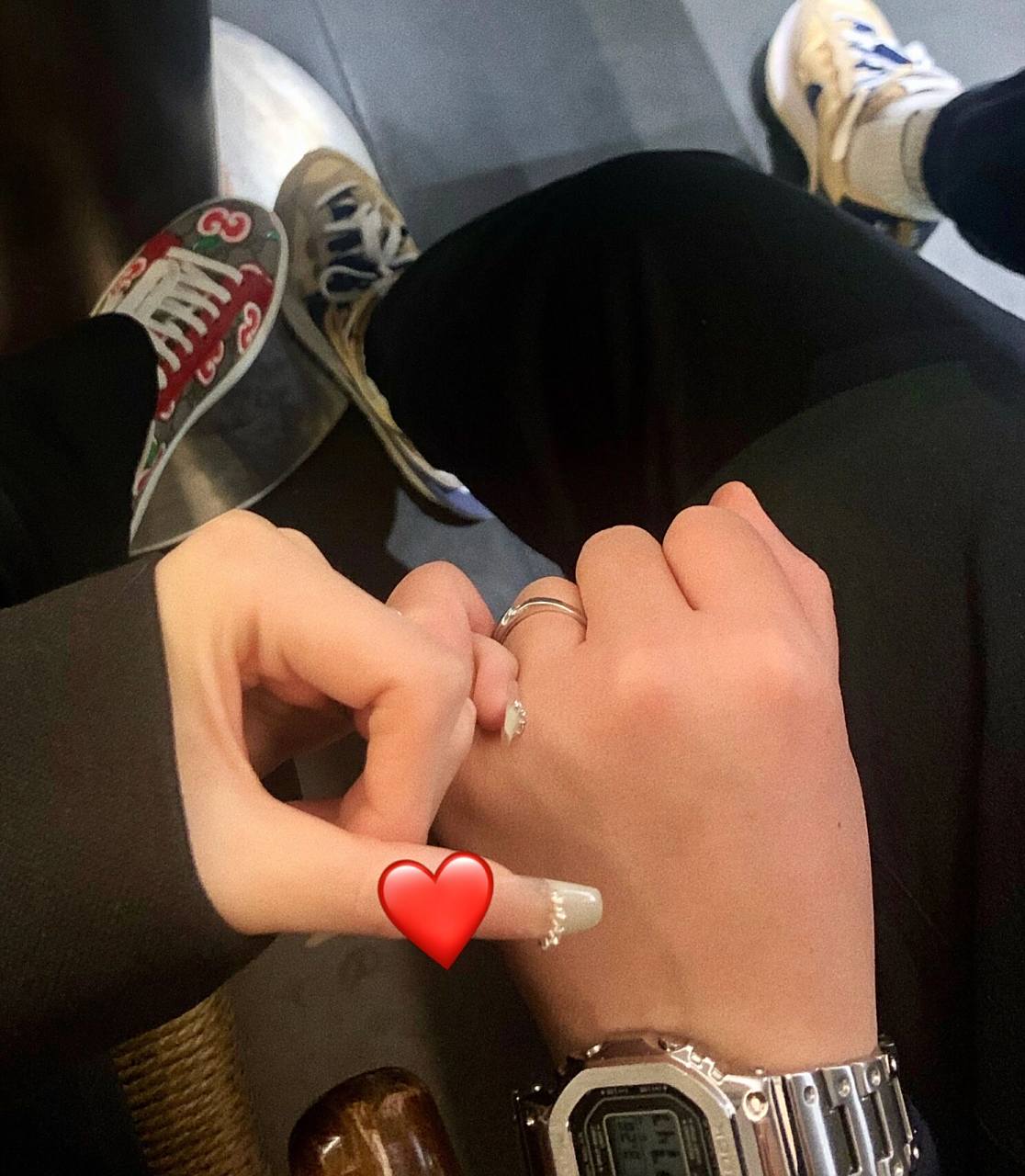 情侣合照|氛围感牵手照7815 无时不刻都在牵手91 情侣合照/不