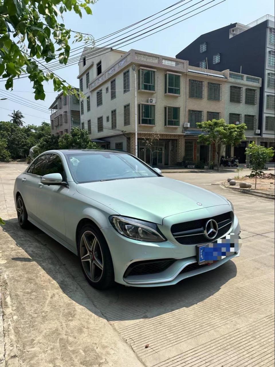 琼海6,买下16年,奔驰c2000  秒过3检,一嘴价9.9万 0首付 ]捡漏的来了