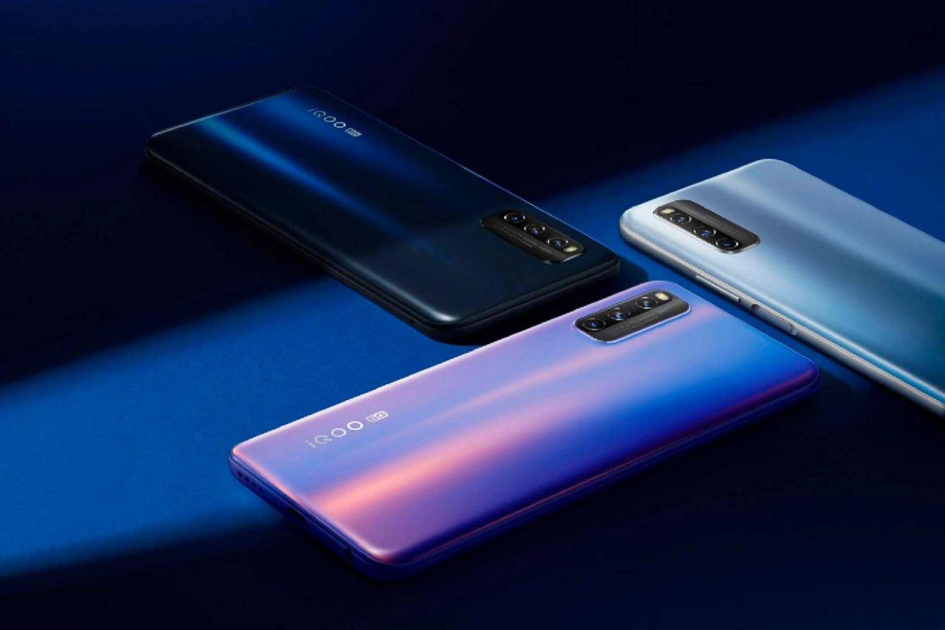 iqoo1介绍 iqoo第一代手机优势是12g运行内存配置;当然还有256g存储