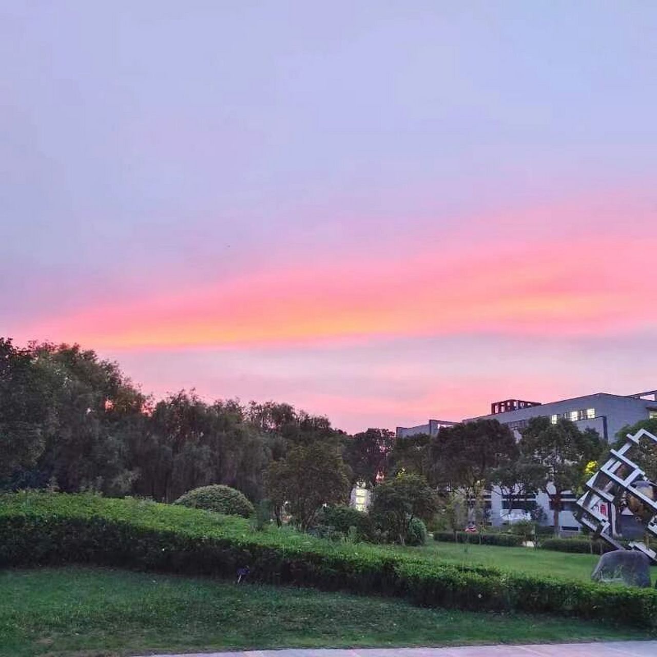 嘉兴职业技术学校 一丢丢的风景照 等你来了这个学校才可以领会到这个