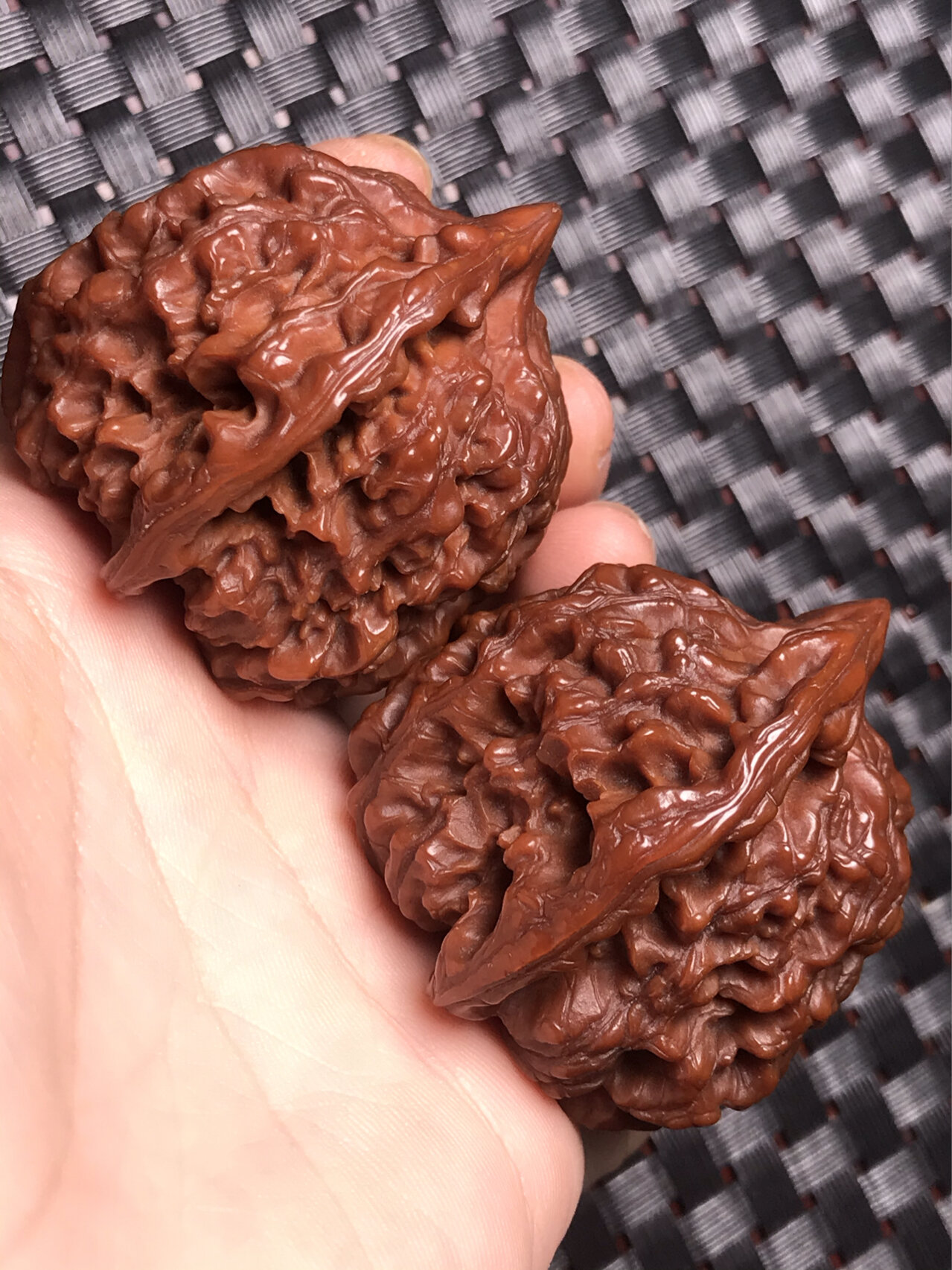 【老核桃.麒麟纹官帽