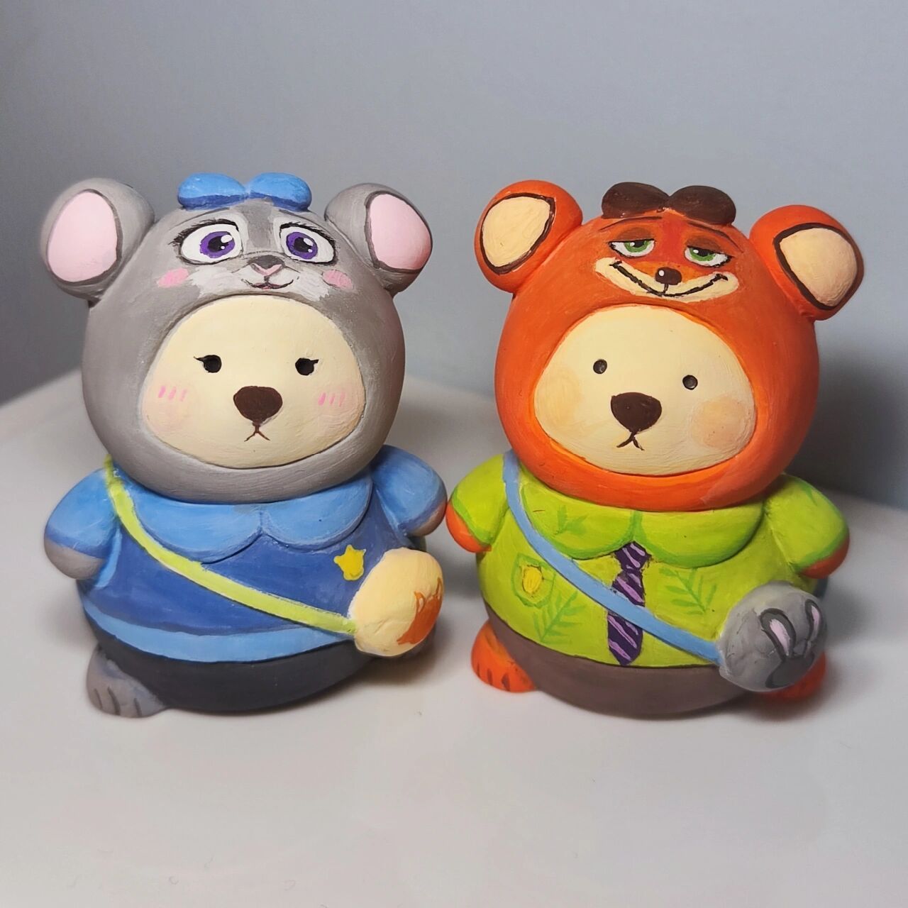 石膏背包小熊&朱迪配色(原创) 先放合照吧!后面有放单独的朱迪!