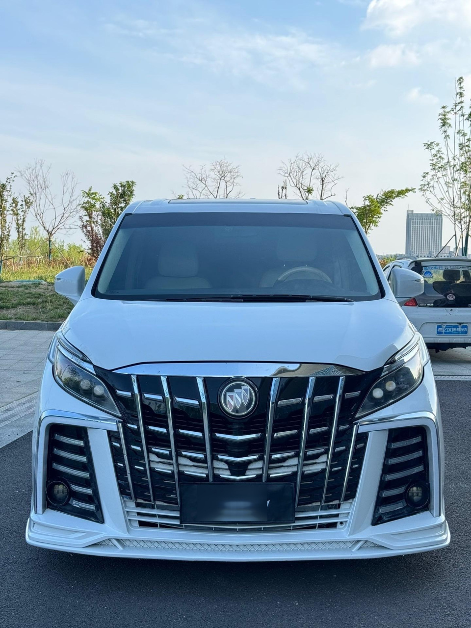 0t,重金升级蒙娜丽莎前脸,航空座椅,电动天窗,一键启动,电动座椅,座椅