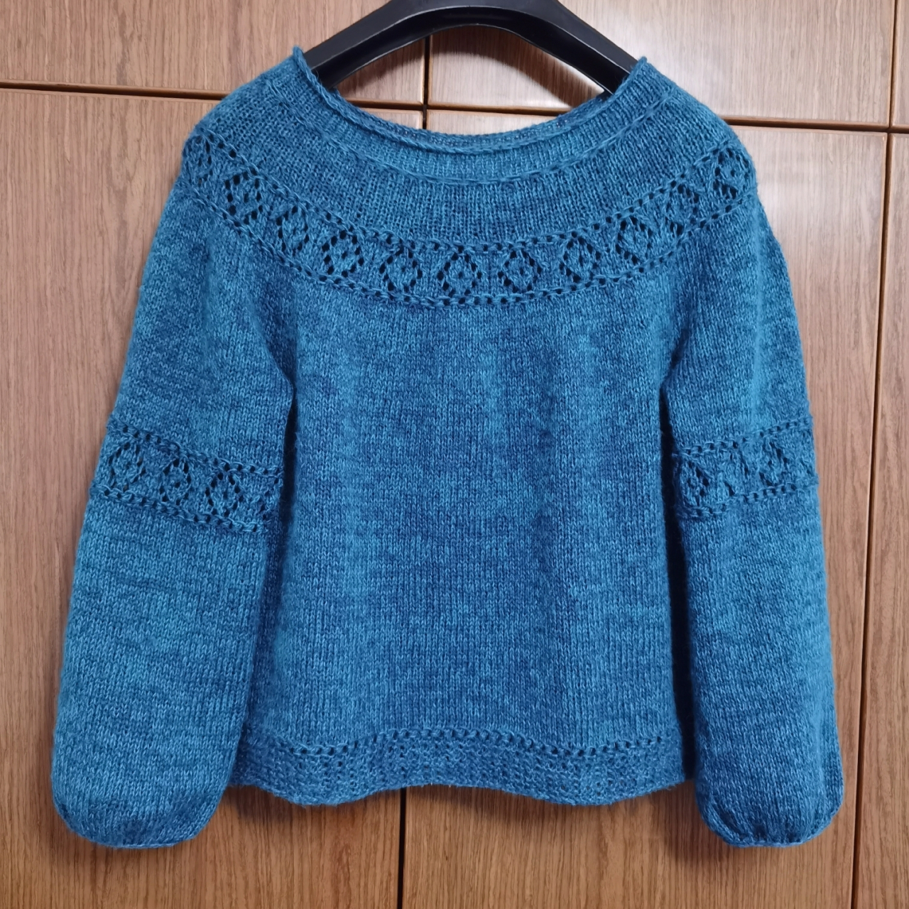 手工#毛衣编织#小菱形圆肩款图解教程来啦 1,   用3.