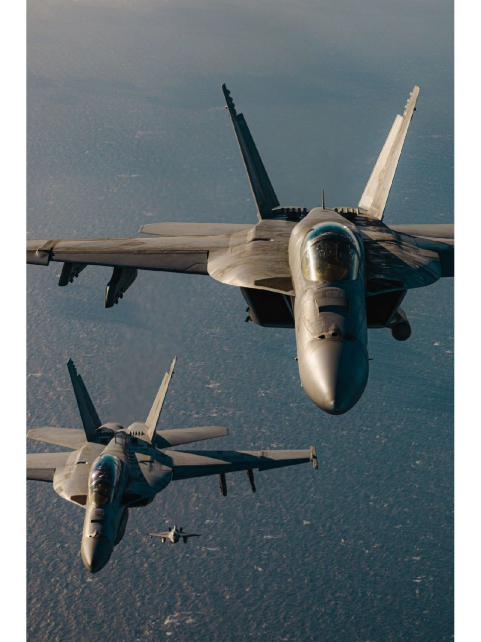 战斗机高清图:f/a-18e/f与f16 78这组非常好看,满满的金属质感78