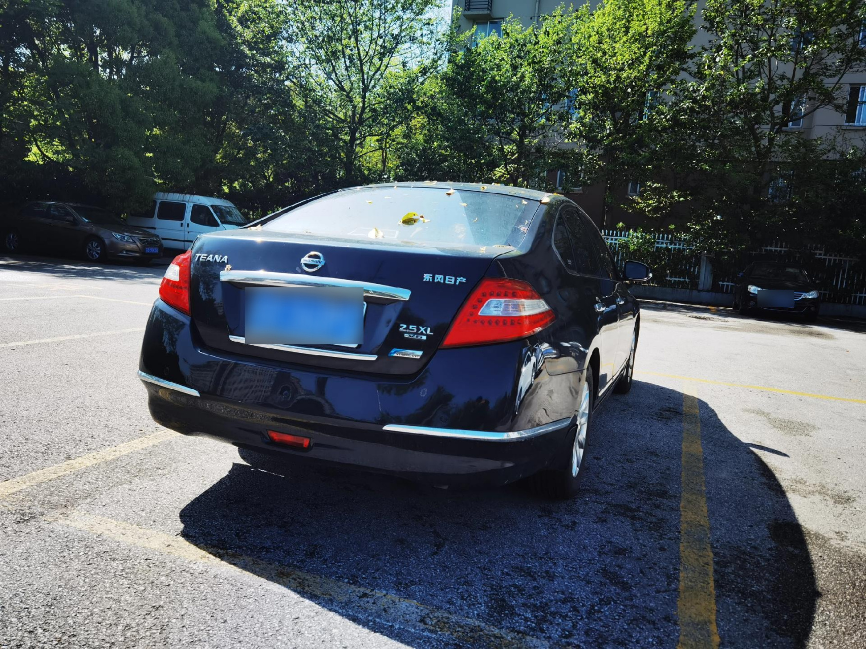 2010年天籁.v6发动机.高配.排量2.5.价格22,000.