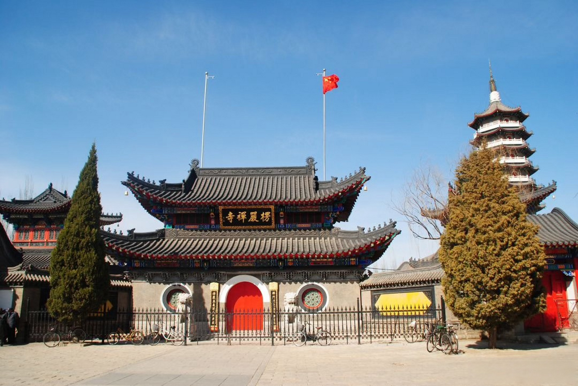 网红打卡地辽宁杠杠滴# 营口市楞严禅寺#文明营口从河而来