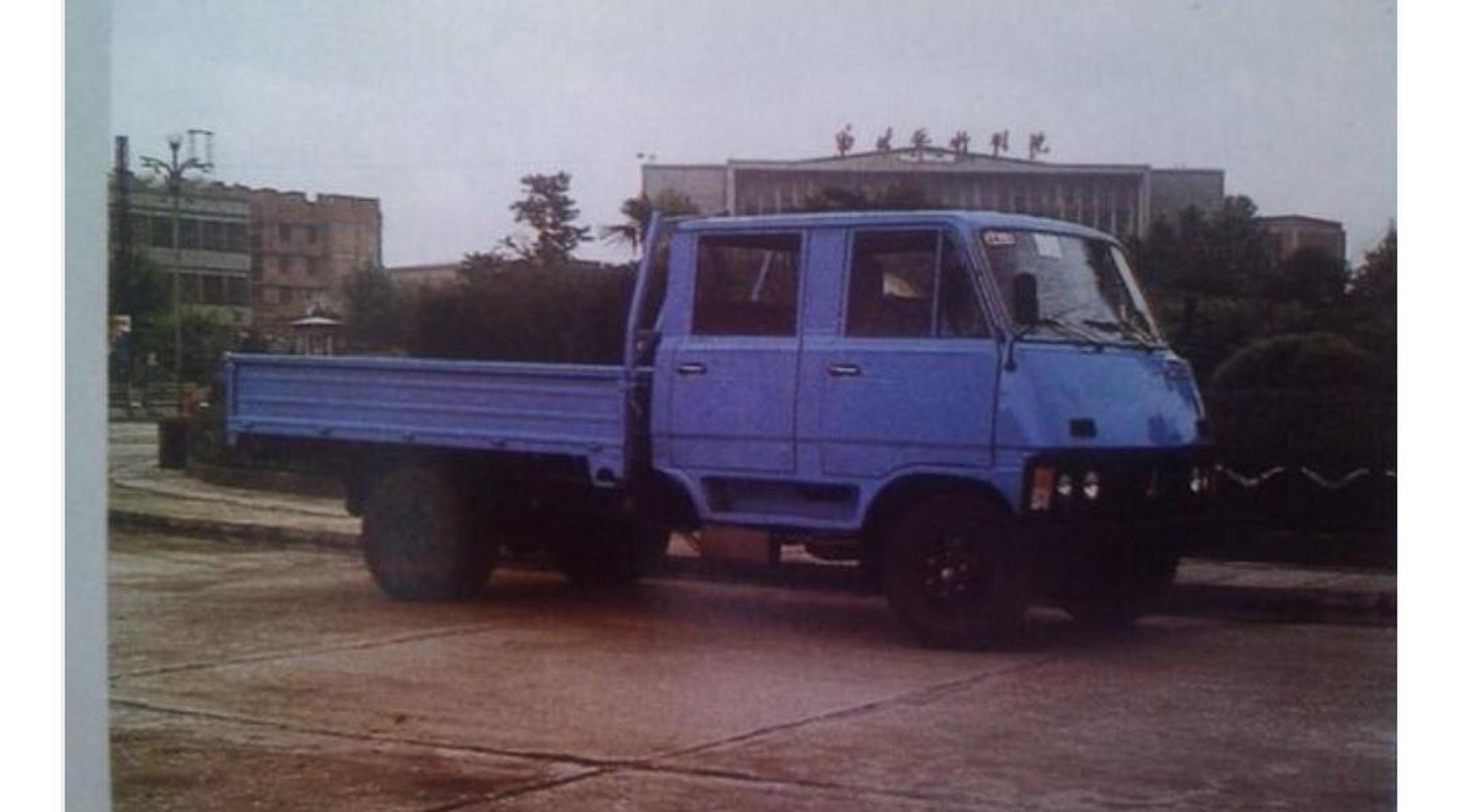 云南蓝箭汽车,lj130. lj1041.