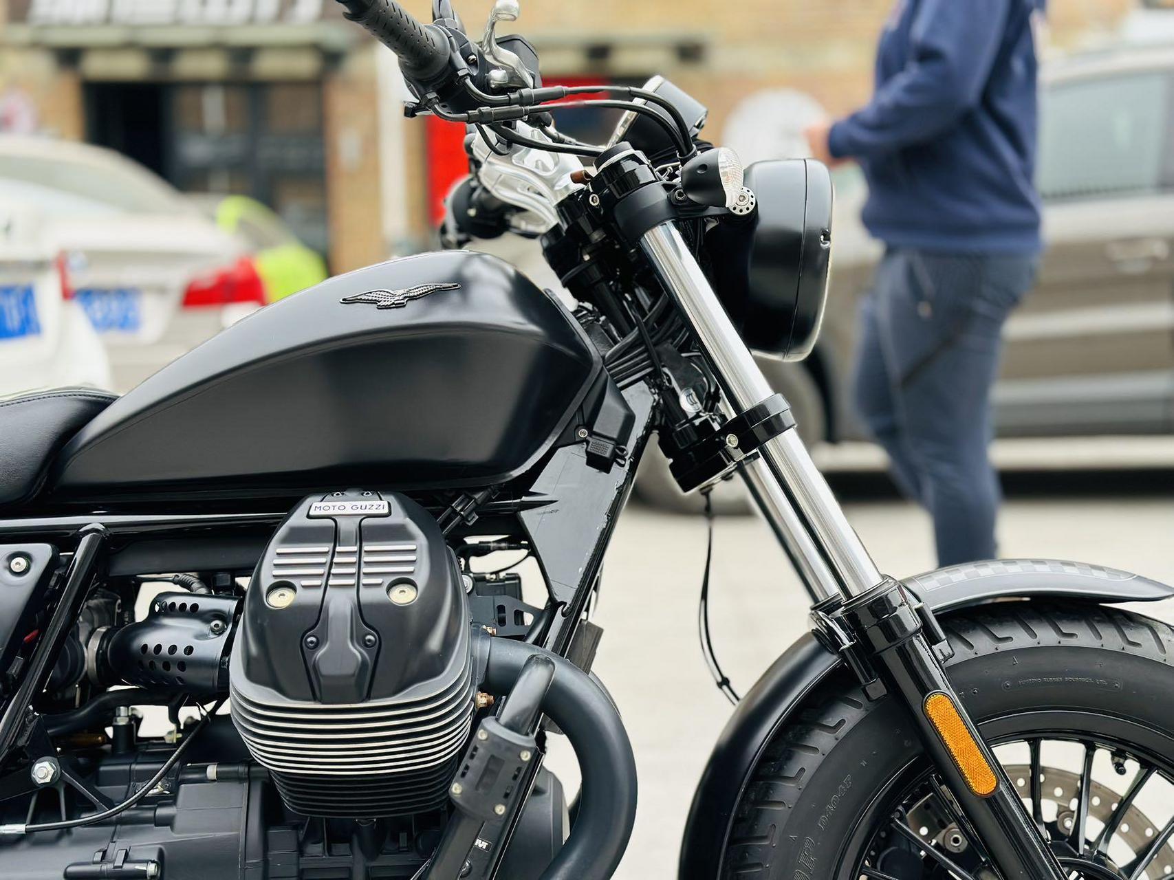 20年 摩托古兹 v9bobber  行驶14000公里 京b个人一手  全车车衣 护杠