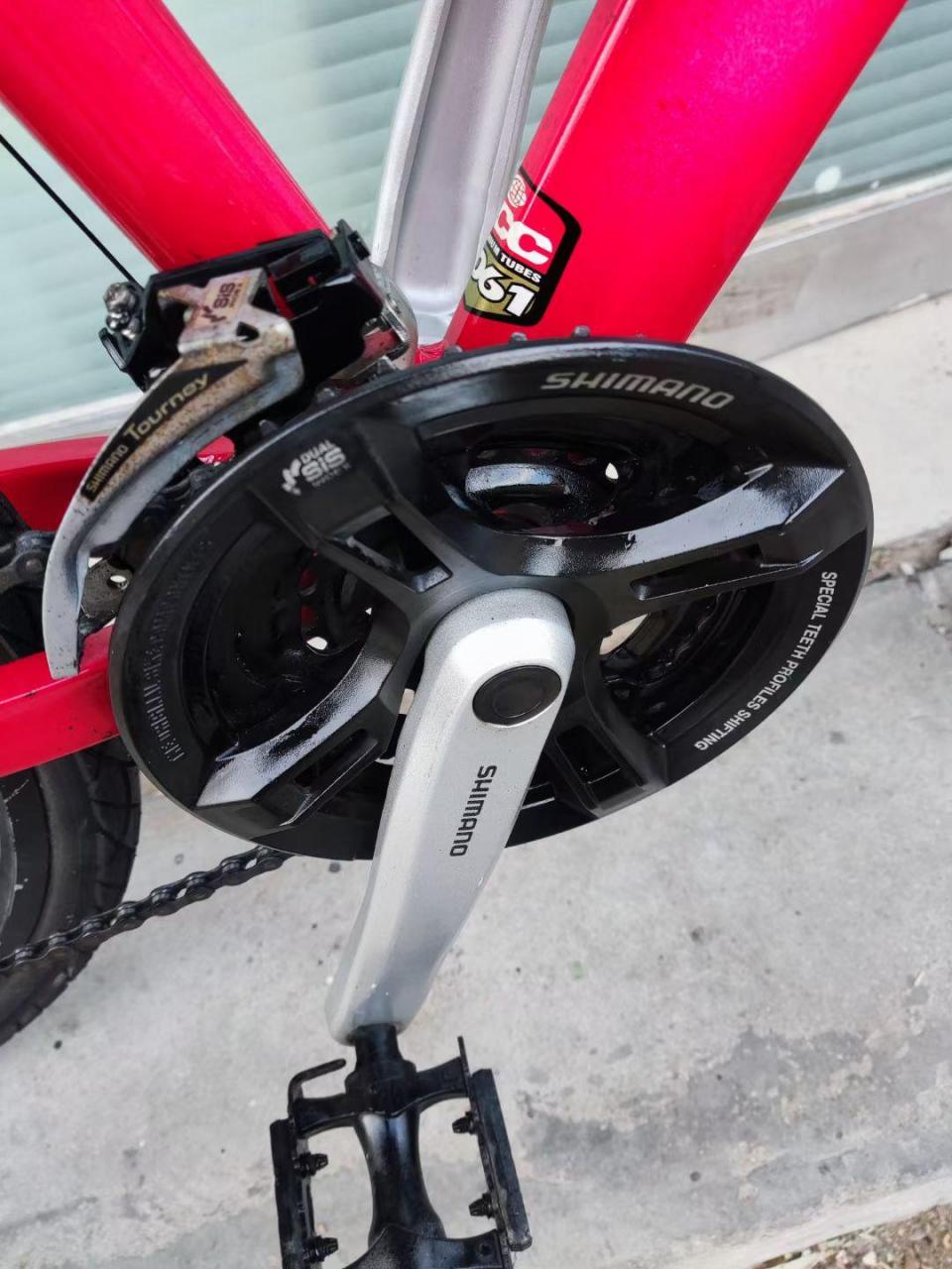 二手环球ucc阿帕奇高配置24速变档山地车