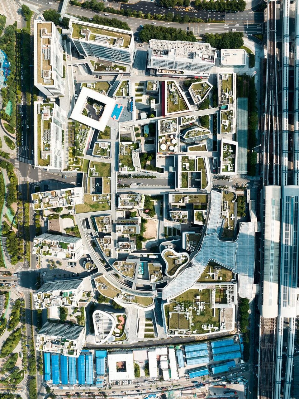 欢乐游购在龙华|97红山6979商业中心 92红山6979商业中心,位于