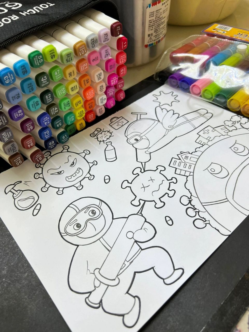 抗疫主题画来了 和大白一起保护地球,一起消灭病毒04,战胜新冠01.