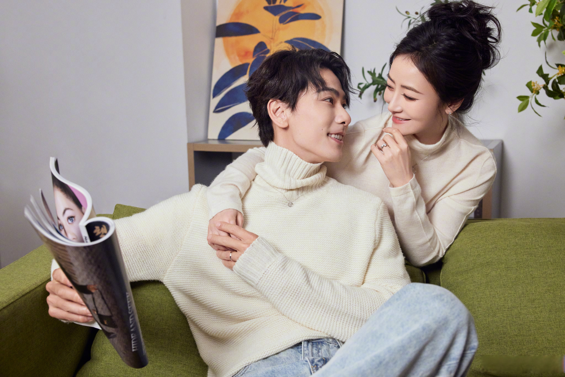 陈紫函##陈紫函戴向宇这该死的氛围感#结婚七年 第三次登上《时尚