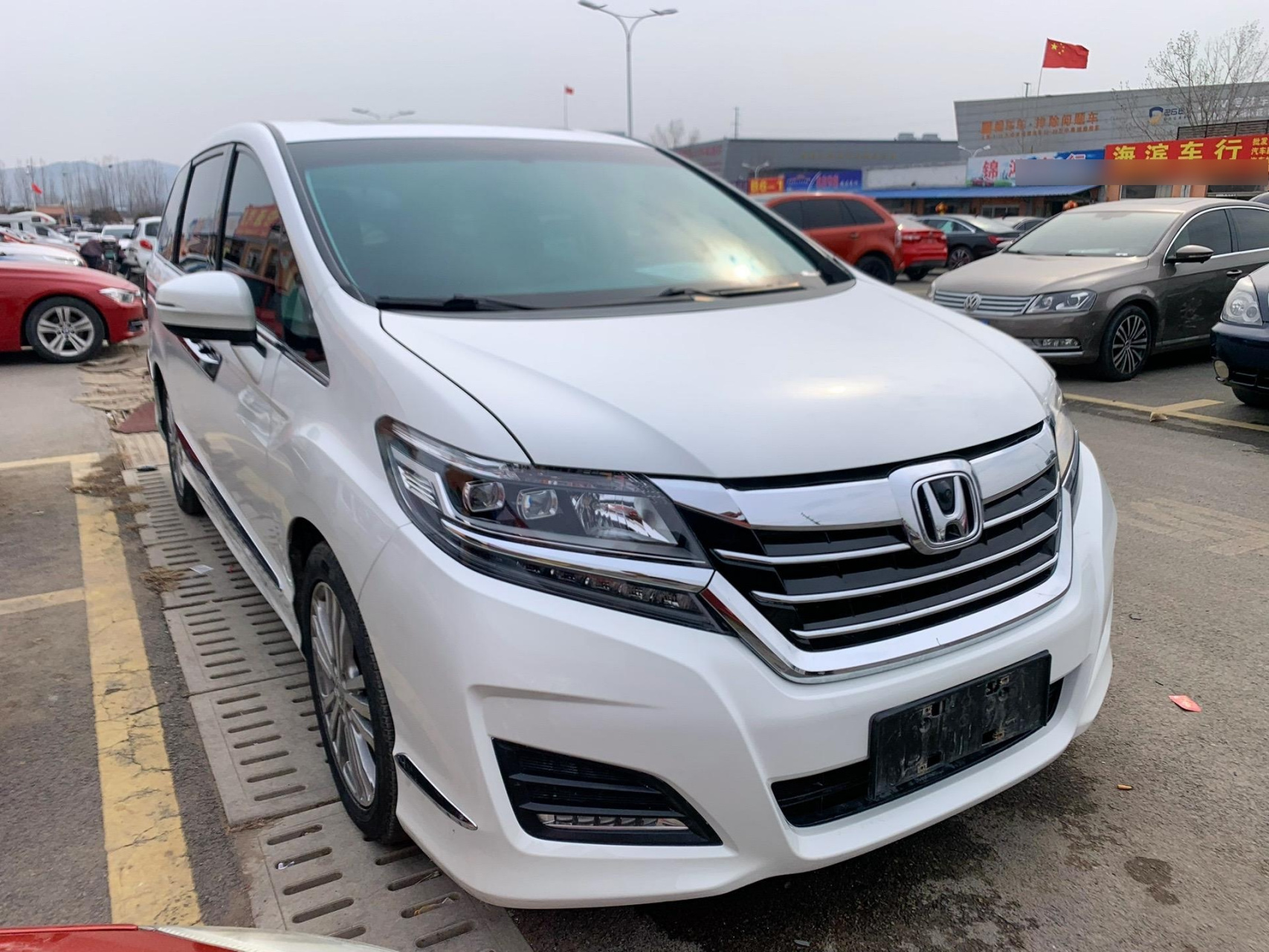 4排量七座mpv,多功能方向盘 双电动门 座椅加热,中排腿托 双天窗,改装