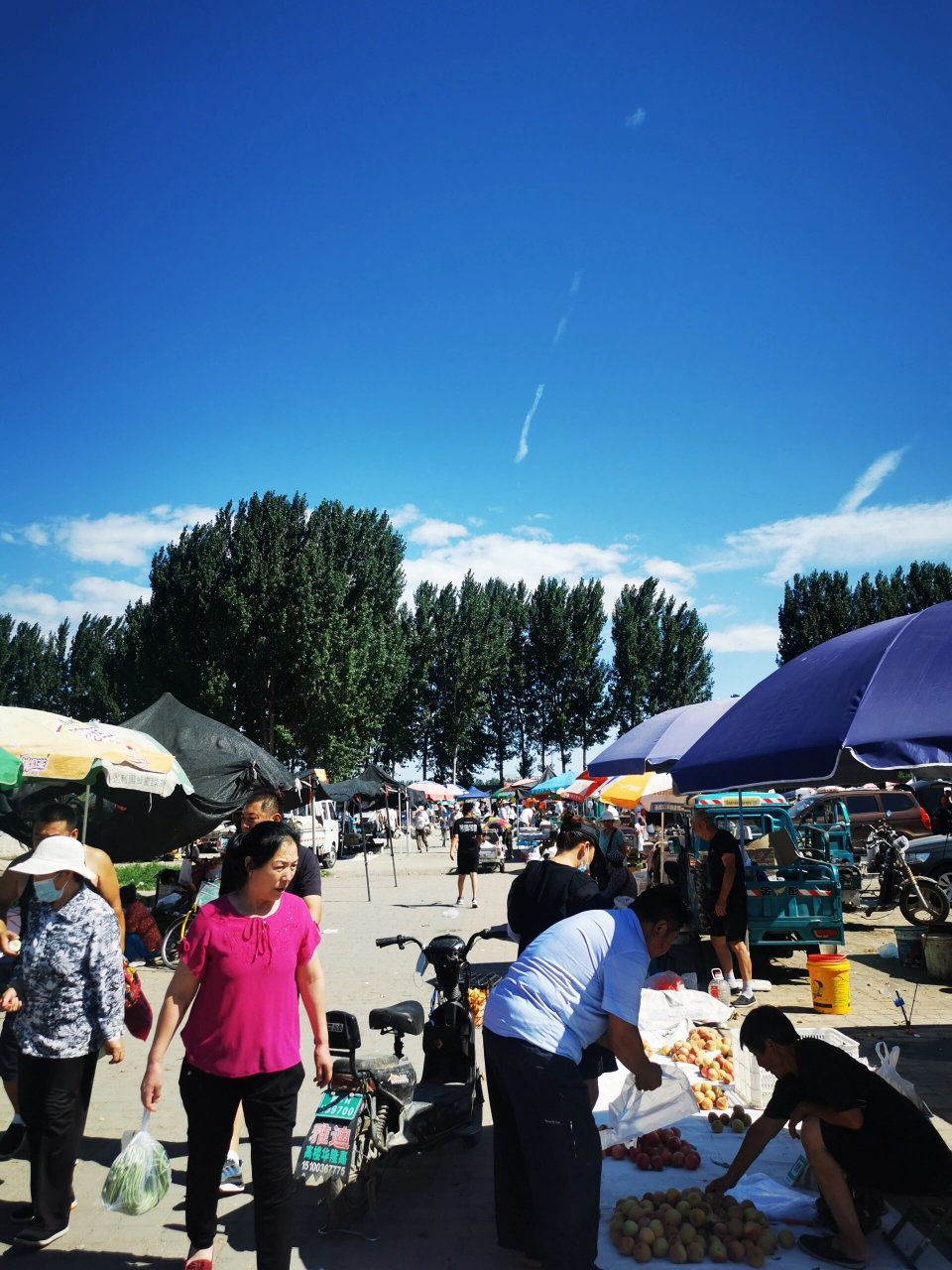 开车15分钟到达 高楼镇位于燕郊镇东北部.