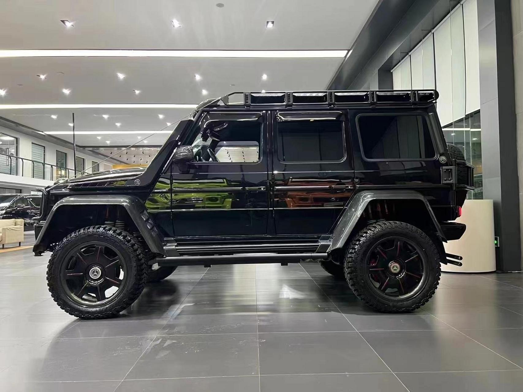 奔驰大g4x4改装图片