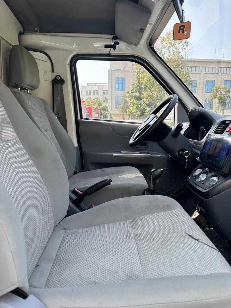 新到22年上牌福汽启腾m70l,实表6万多公里,搭载宁德时代电池41.