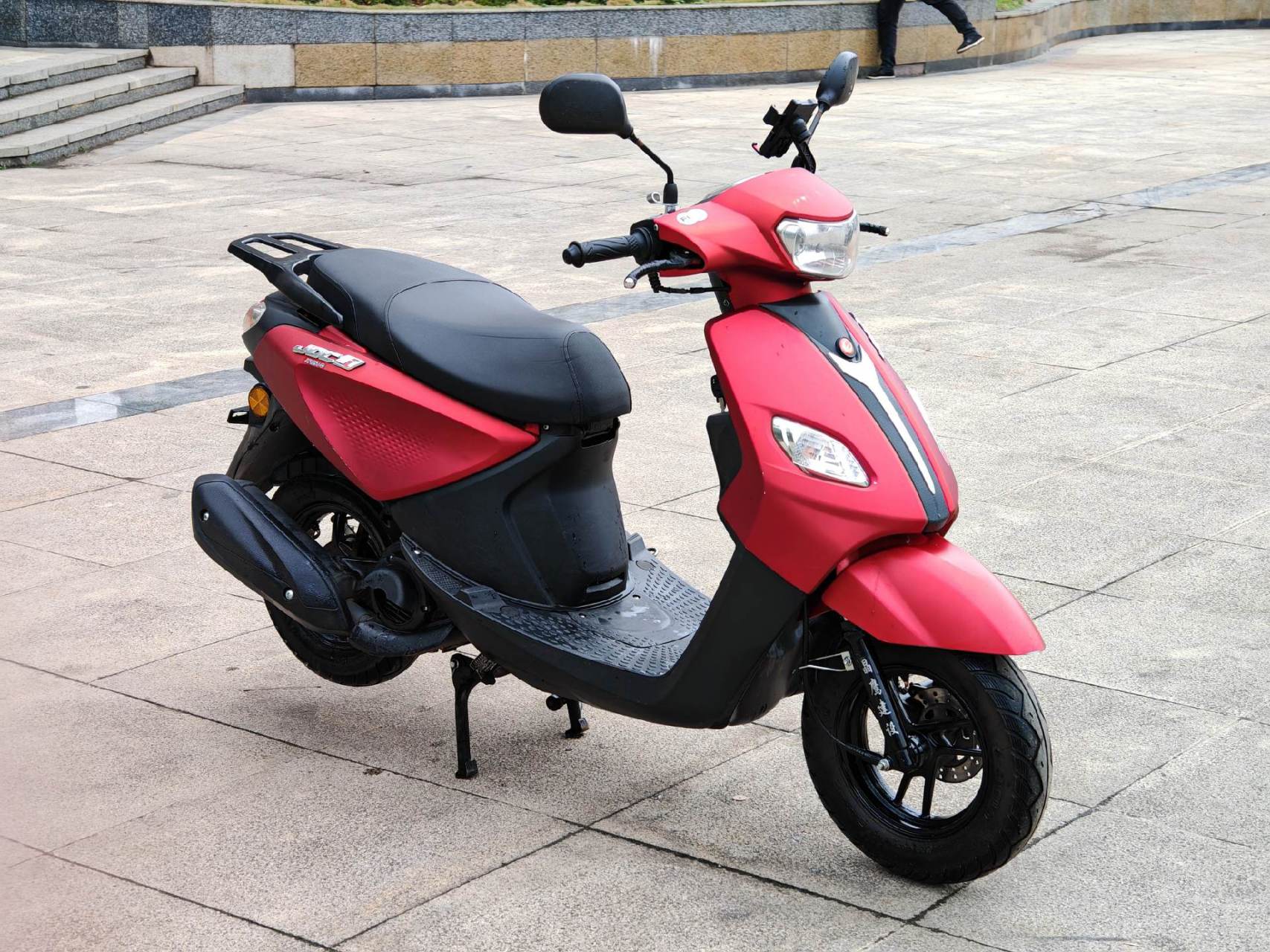 车型:晶鹰建设125踏板 年份:2023-7-11 公里数:8500 过户次数:01 保险