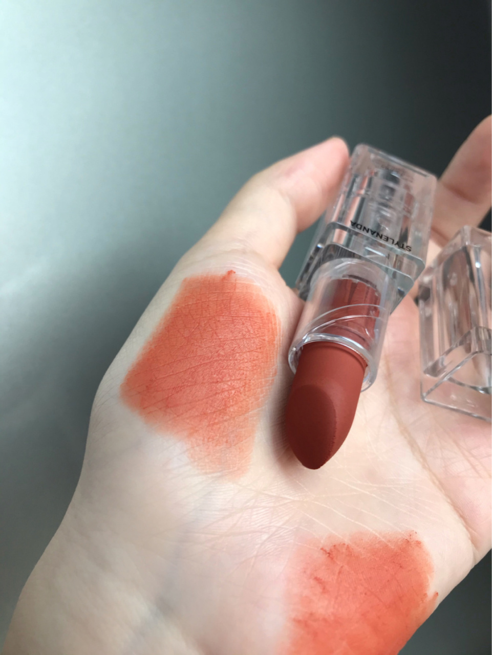 96warming wear 怎么看都9315 3ce透明壳口红!