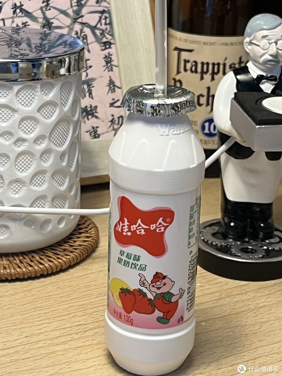 草莓味娃哈哈小小一瓶好好喝