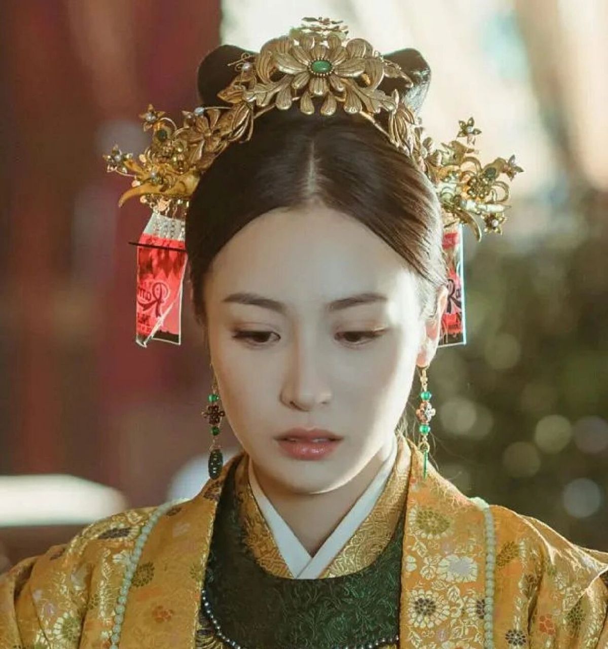 我的天哪,剧都追完了,才发现大明风华里的汉王妃和狂飙里的高启兰是