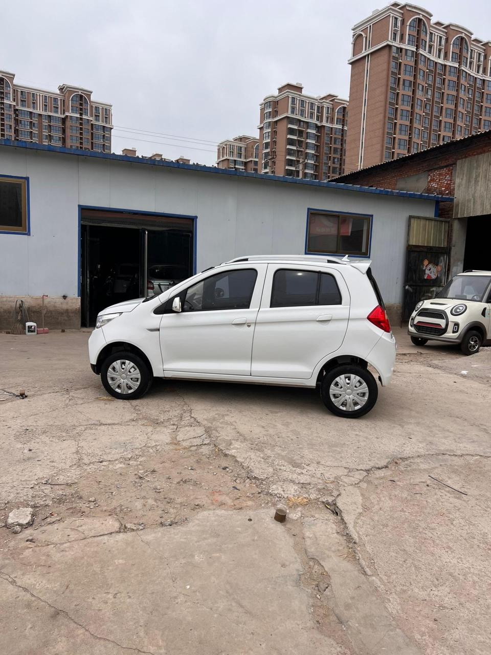 最新到店一台比德文v7 六块电池 72v 有电两用版,整成95成新 只跑了