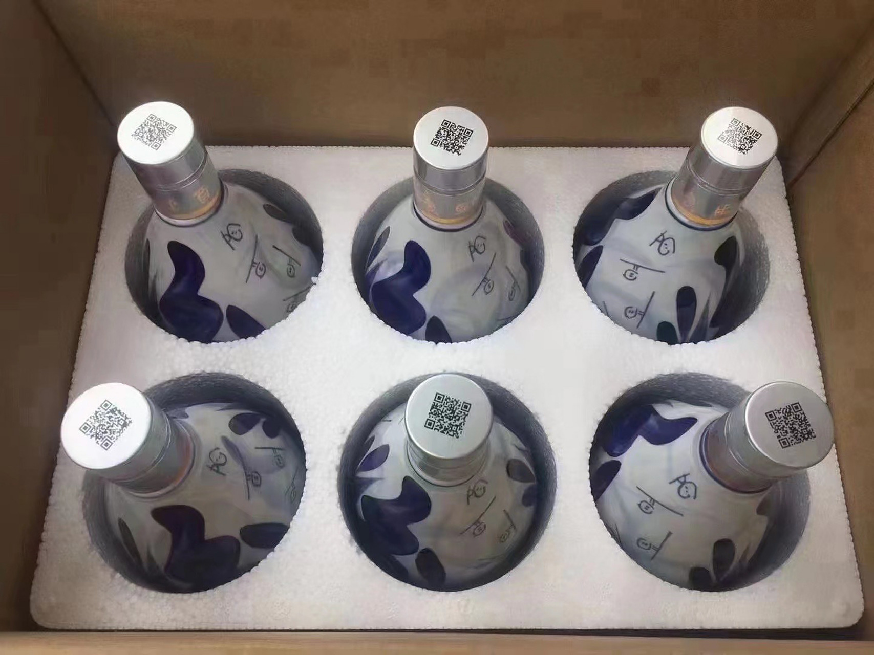 青花汾酒20,53度500ml 正装去盒光瓶,无非卖品字样 (3xx/瓶)