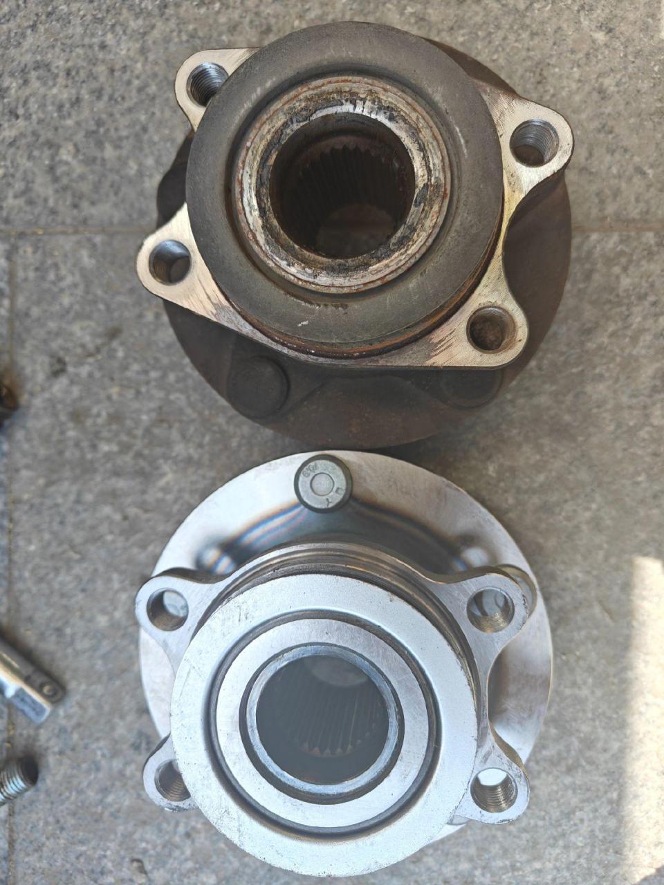 日产轩逸更换原厂轴承,abs传感器,壳牌优级全合成机油汽车保养与维修