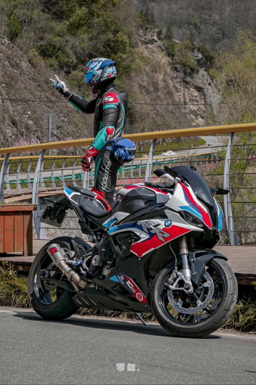 让人无法拒绝的宝马双r